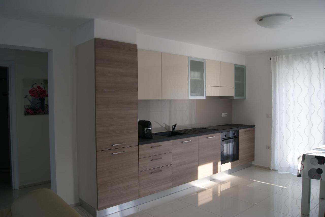 Zagar Apartment Porec Esterno foto