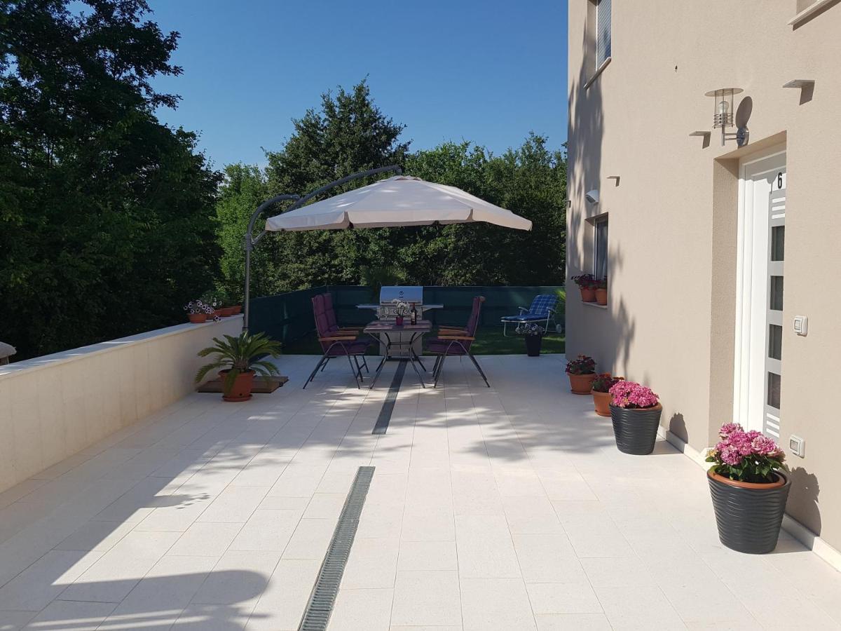 Zagar Apartment Porec Esterno foto
