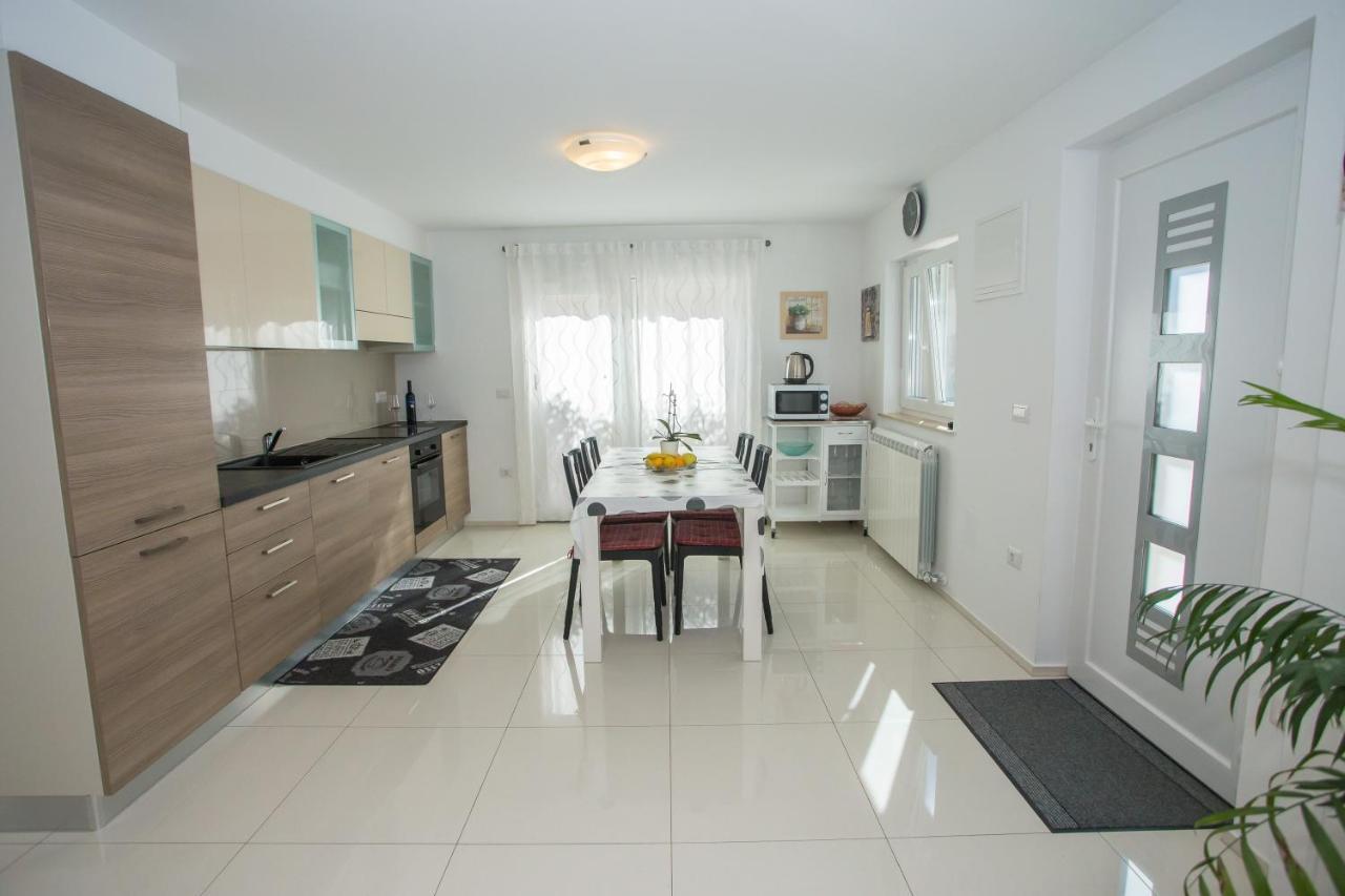 Zagar Apartment Porec Esterno foto