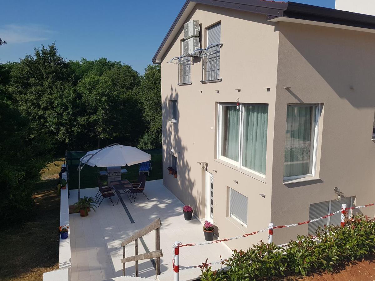 Zagar Apartment Porec Esterno foto